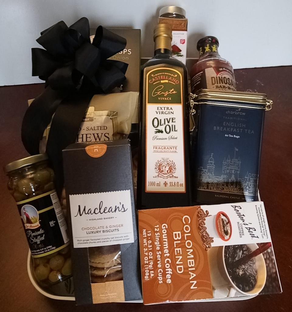 Find the best corporate gift basket packed with top quality gourmet products include extra virgin olive oil, gourmet coffee, gourmet tea, and grilling ingredients.