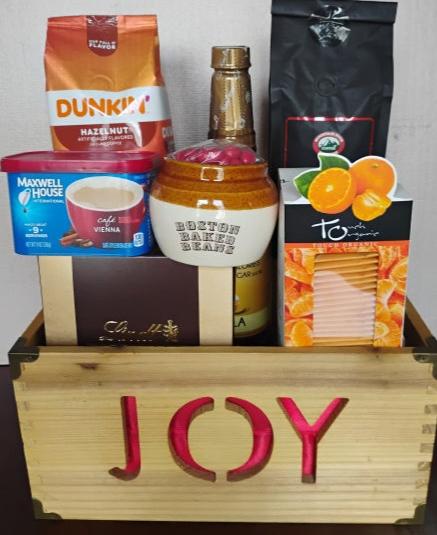 A coffee and tea Christmas Gift Basket for same-day delivery in Boston. 617-990-7814 Gift available at KJ Paula Gift.